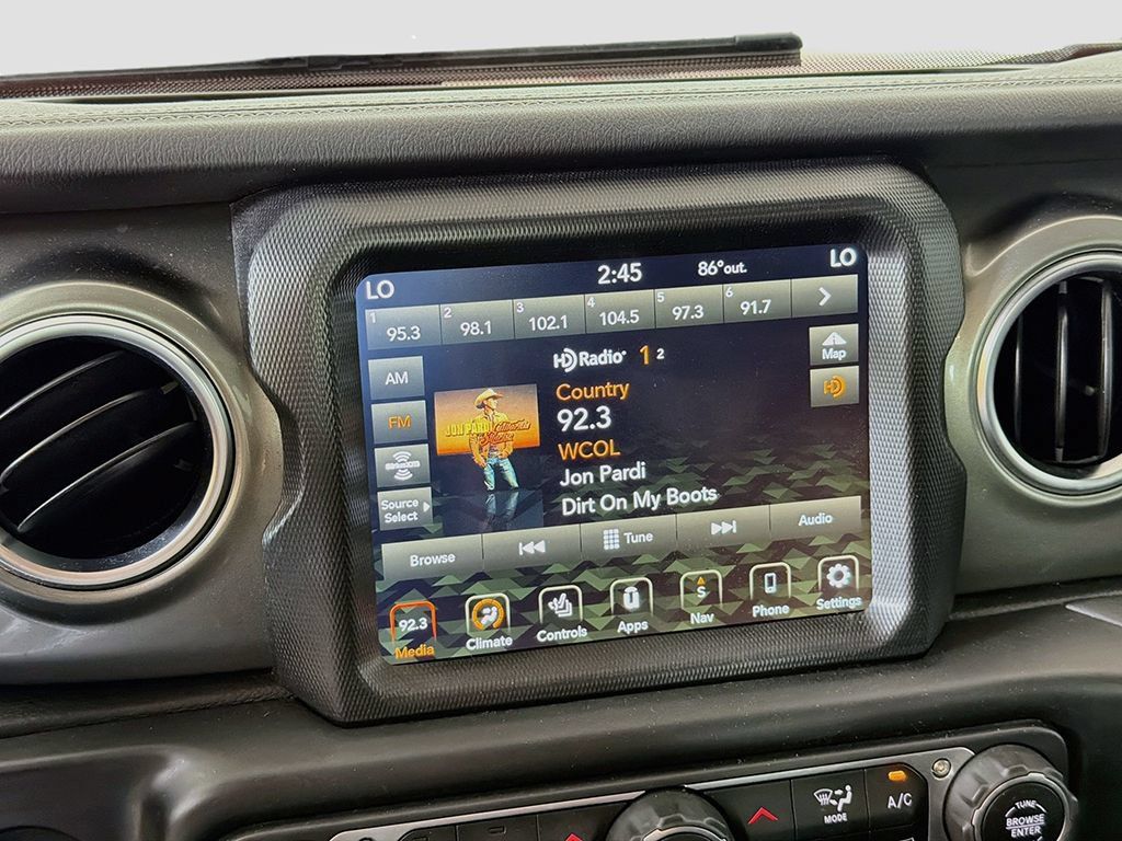 Used 2021 Jeep Wrangler Unlimited Sahara w/ Uconnect 4C Nav & Sound Group AWD/4WD image 37