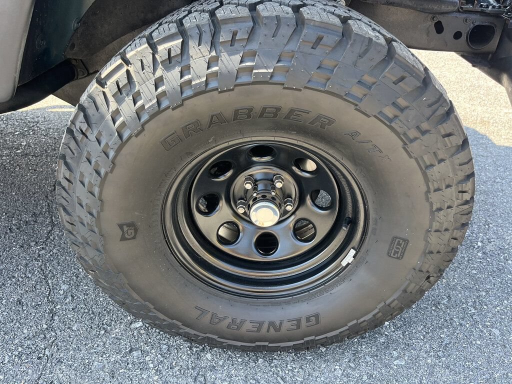 Used 2004 Jeep Wrangler X w/ Wheel Plus Group AWD/4WD image 29