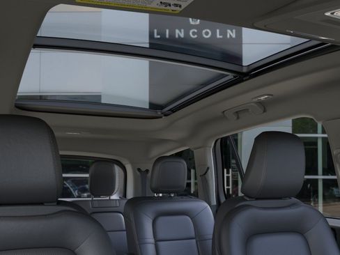 New 2026 Lincoln Aviator 2WD image 22