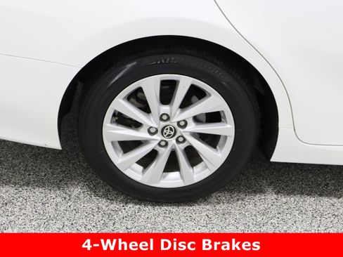 Used 2024 Toyota Camry LE image 6