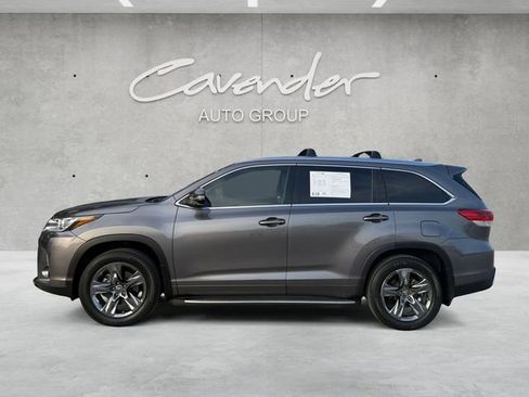 Used 2019 Toyota Highlander Limited Platinum image 13