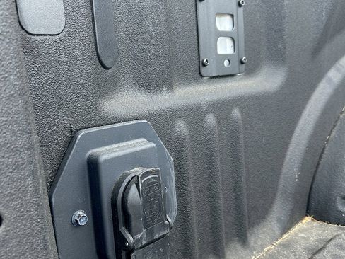 Used 2025 Ford F350 XLT AWD/4WD image 13