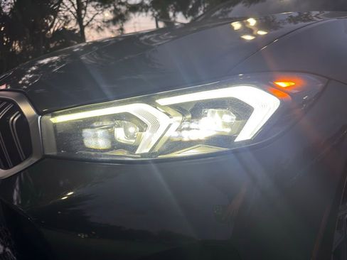 Used 2023 BMW 330i xDrive Sedan w/ M Sport Package image 2