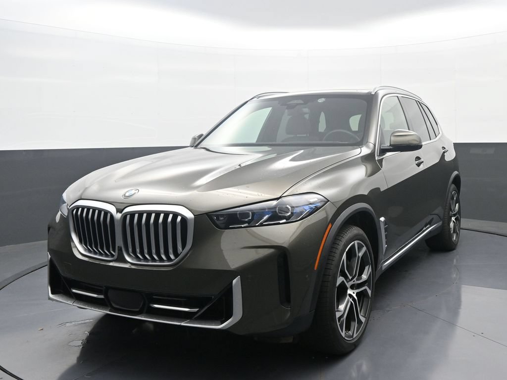 Used 2026 BMW X5 xDrive40i AWD/4WD image 1