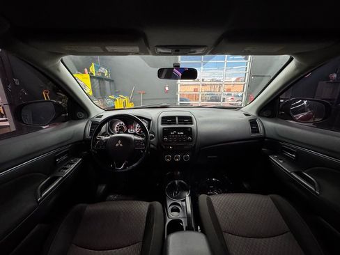Used 2017 Mitsubishi Outlander Sport ES image 28