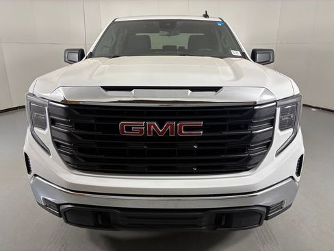Certified 2024 GMC Sierra 1500 Pro w/ Pro Value Package AWD/4WD image 4