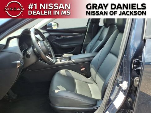 Used 2024 MAZDA MAZDA3 s FWD image 23