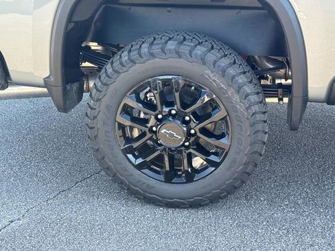 New 2026 Chevrolet Silverado 2500 LT w/ Trail Boss Package AWD/4WD image 11