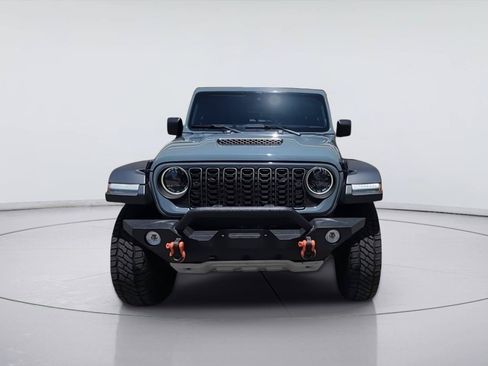 Used 2024 Jeep Gladiator Mojave w/ Safety Group AWD/4WD image 3