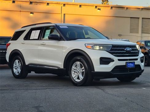 Certified 2023 Ford Explorer XLT image 29