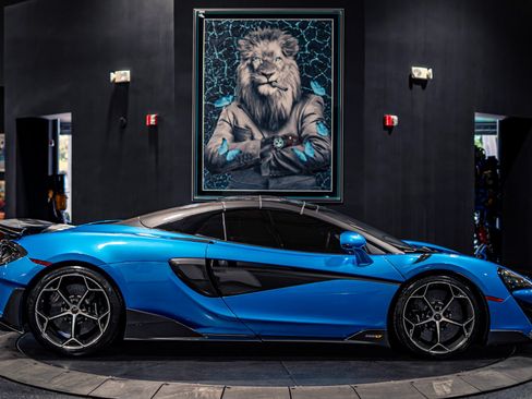 Used 2020 McLaren 600LT Spider RWD image 25