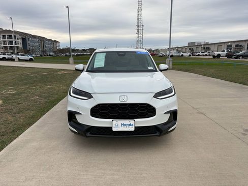 Certified 2023 Honda HR-V EX-L image 3