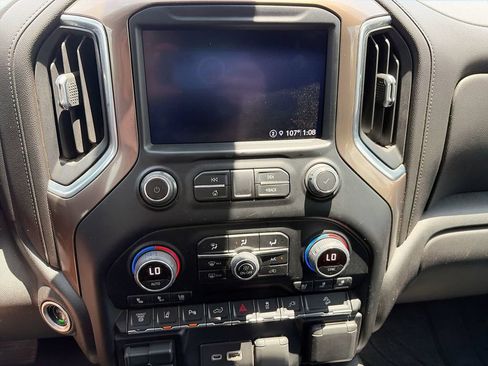 Used 2023 Chevrolet Silverado 2500 High Country w/ Z71 Off-Road Package AWD/4WD image 19