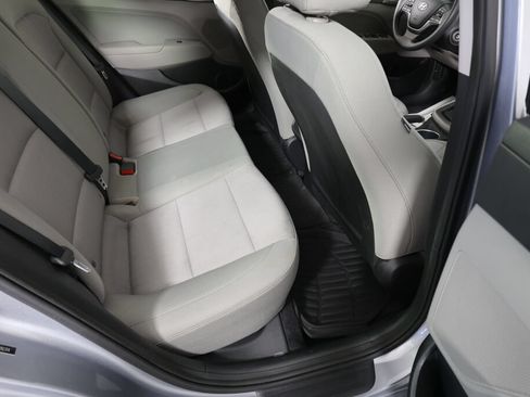 Used 2017 Hyundai Elantra SE FWD image 22