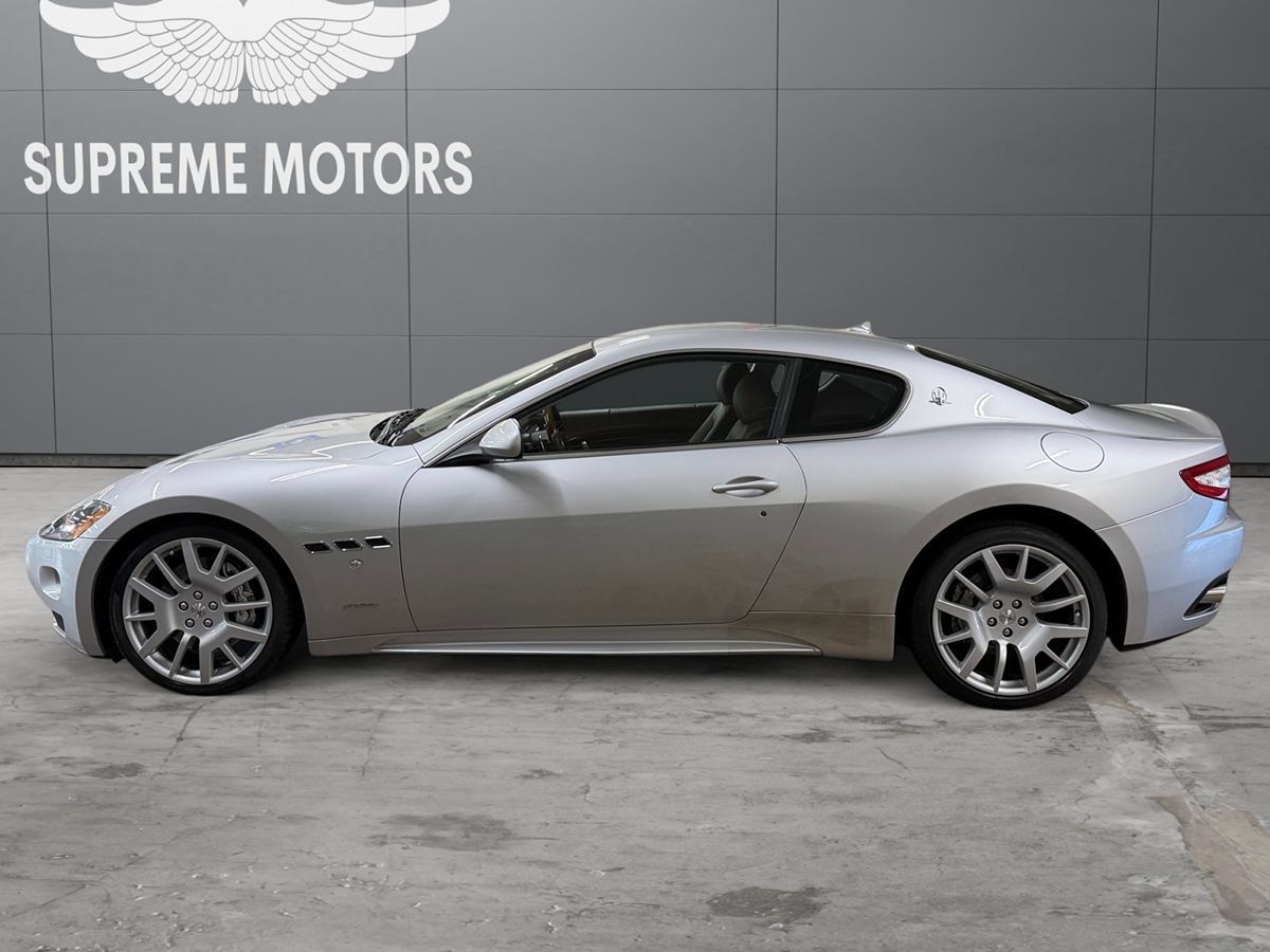 Used 2010 Maserati GranTurismo S RWD image 4