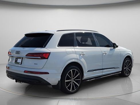 Used 2021 Audi Q7 3.0T Premium Plus w/ Premium Plus Package AWD/4WD image 7