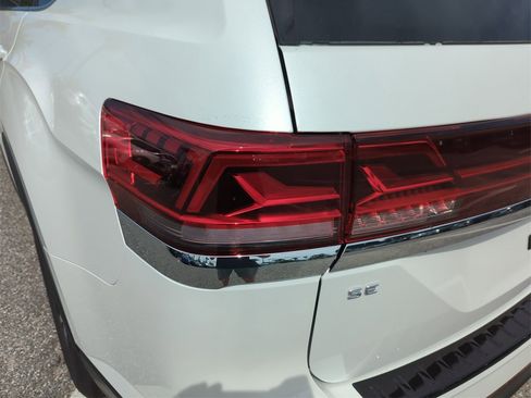 New 2026 Volkswagen Atlas SE image 14