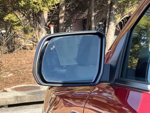 New 2025 Ford Ranger XLT w/ Equipment Group 301A High image 25