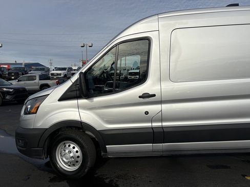 New 2026 Ford Transit 250 148 Medium Roof Extended AWD image 10