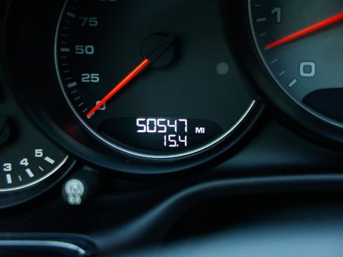 Used 2016 Porsche Panamera S image 53