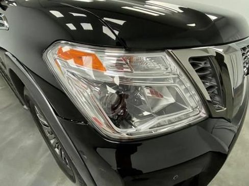 Used 2018 Nissan Armada Platinum w/ Cargo Package AWD/4WD image 10