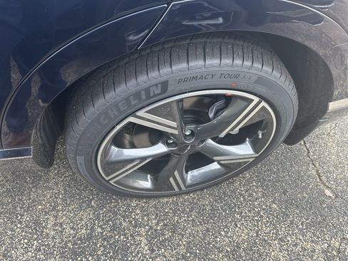 New 2026 Genesis GV80 2.5T Prestige image 4