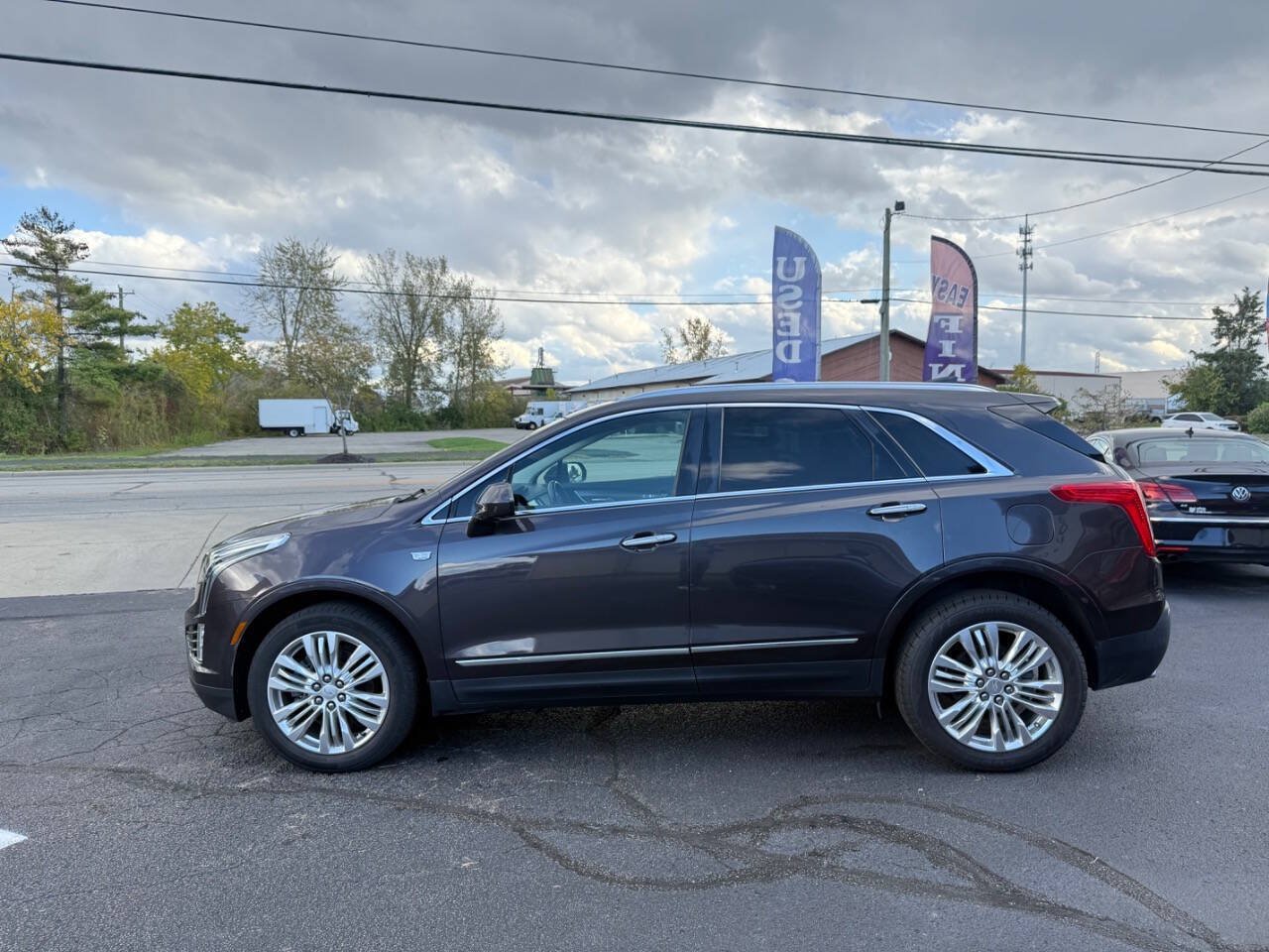 Used 2017 Cadillac XT5 Premium Luxury FWD image 6