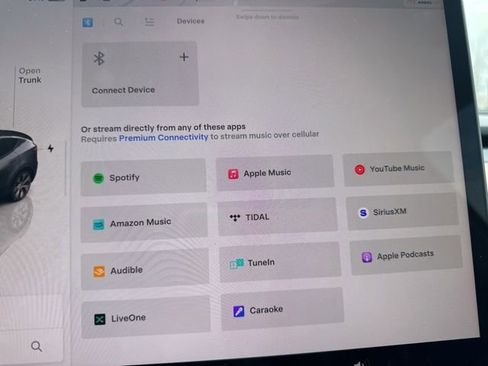 Used 2023 Tesla Model Y Long Range image 24