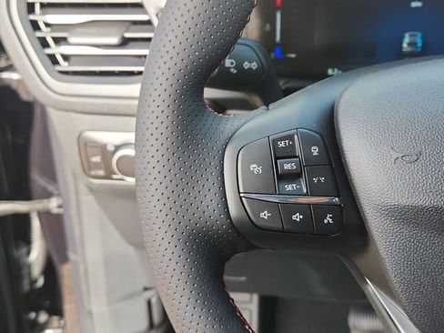 New 2026 Ford Escape ST-Line w/ Tech Pack #1 AWD/4WD image 15