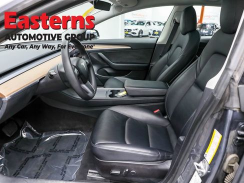 Used 2023 Tesla Model 3 Standard Range image 14
