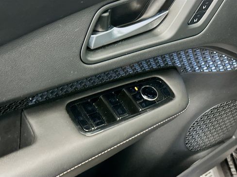 Used 2023 Nissan Ariya AWD image 15