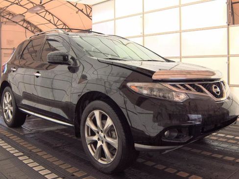 Used 2012 Nissan Murano LE w/ Platinum Pkg FWD image 3