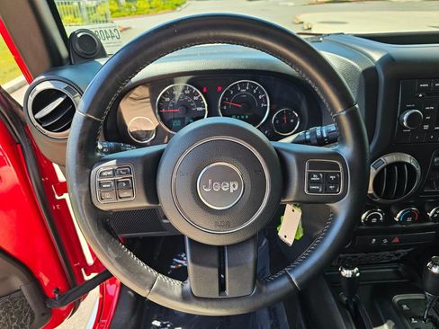 Used 2011 Jeep Wrangler Unlimited Sport AWD/4WD image 23