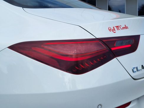 Used 2025 Mercedes-Benz CLA 250 4MATIC image 9