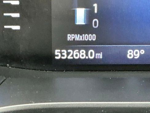 Used 2024 Ford Escape ST-Line w/ Cold Weather Package FWD image 31