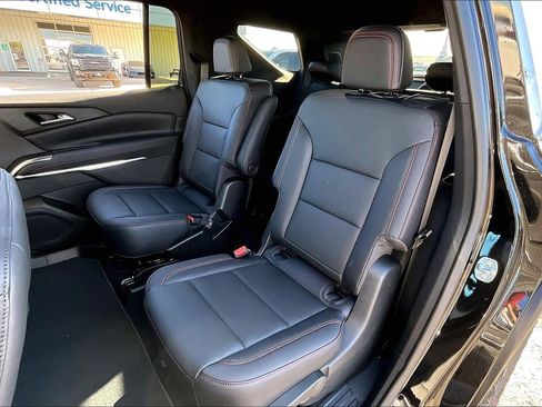 New 2026 Chevrolet Traverse Z71 w/ Driver Confidence Package image 10