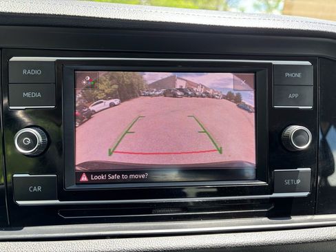 Used 2019 Volkswagen Jetta R-Line image 19