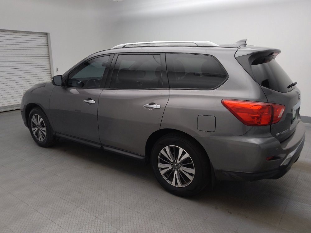 Used 2019 Nissan Pathfinder S FWD image 3