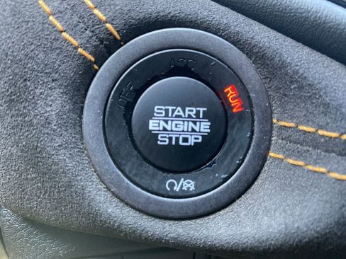 Used 2023 Dodge Durango R/T w/ Hemi Orange Plus Package AWD/4WD image 33