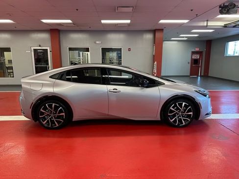Certified 2024 Toyota Prius Prime Premium w/ Advanced Technology Package FWD image 3