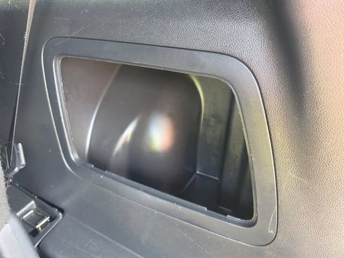 Used 2016 Ford Explorer XLT w/ Equipment Group 202A FWD image 48