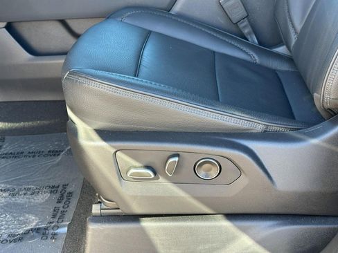 Used 2025 GMC Sierra 1500 Denali w/ Denali Reserve Package image 19