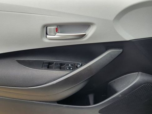 Used 2026 Toyota Corolla SE FWD image 17