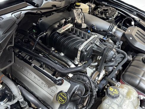 Used 2017 Ford Mustang GT Premium image 33