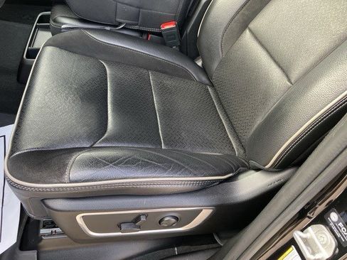 Certified 2022 RAM 1500 Laramie image 11