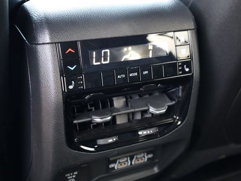 Certified 2025 Jeep Grand Cherokee L Limited w/ Black Appearance Package image 25