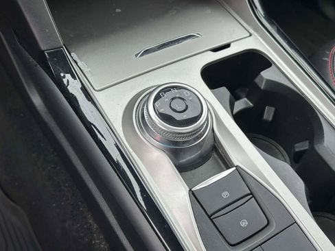 Used 2023 Ford Explorer ST-Line w/ Class IV Trailer Tow Package image 31