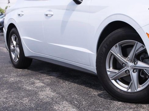Used 2020 Hyundai Sonata SE FWD image 3