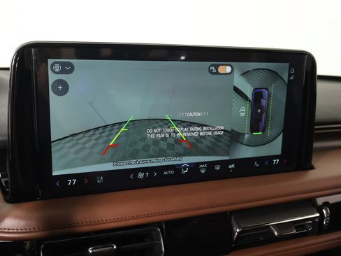 Used 2026 Lincoln Aviator Reserve AWD/4WD image 6