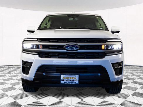 Used 2024 Ford Expedition Max XLT image 8